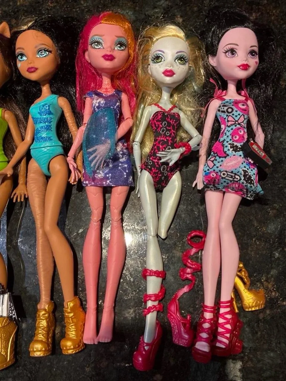 6 monster high Doll Bundle